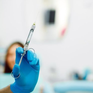 Ácido ou exérese com anestesia local em Aclimação